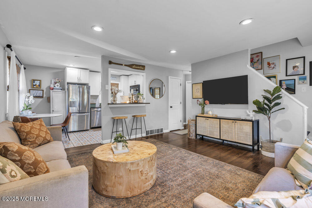 415 Robbins Road