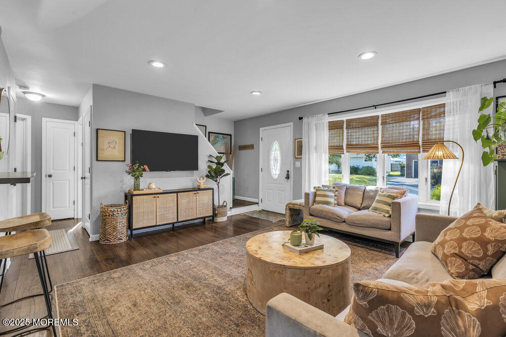 415 Robbins Road