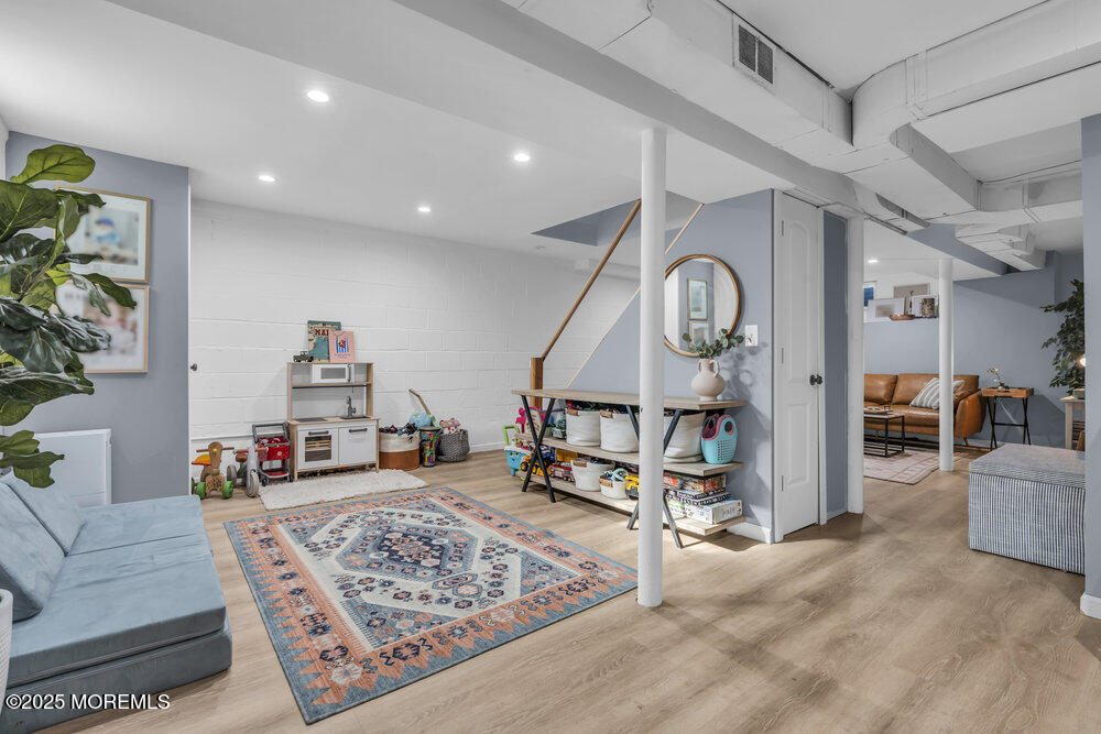 415 Robbins Road