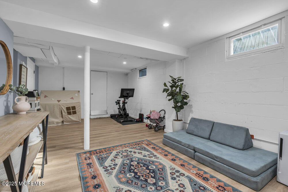 415 Robbins Road