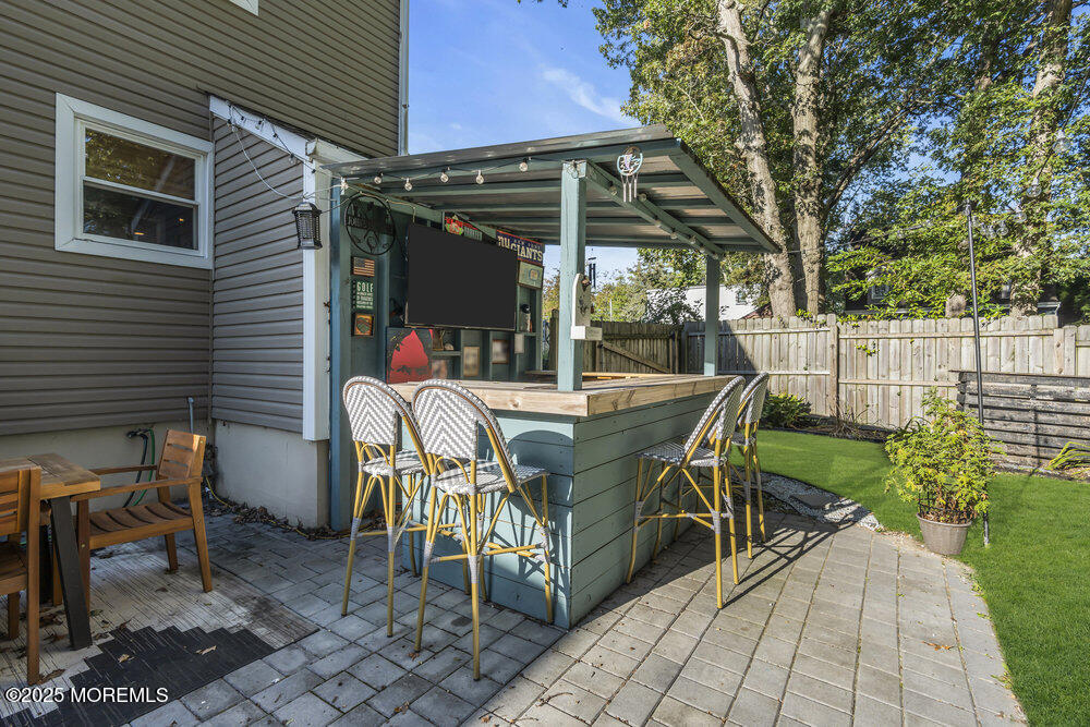 415 Robbins Road