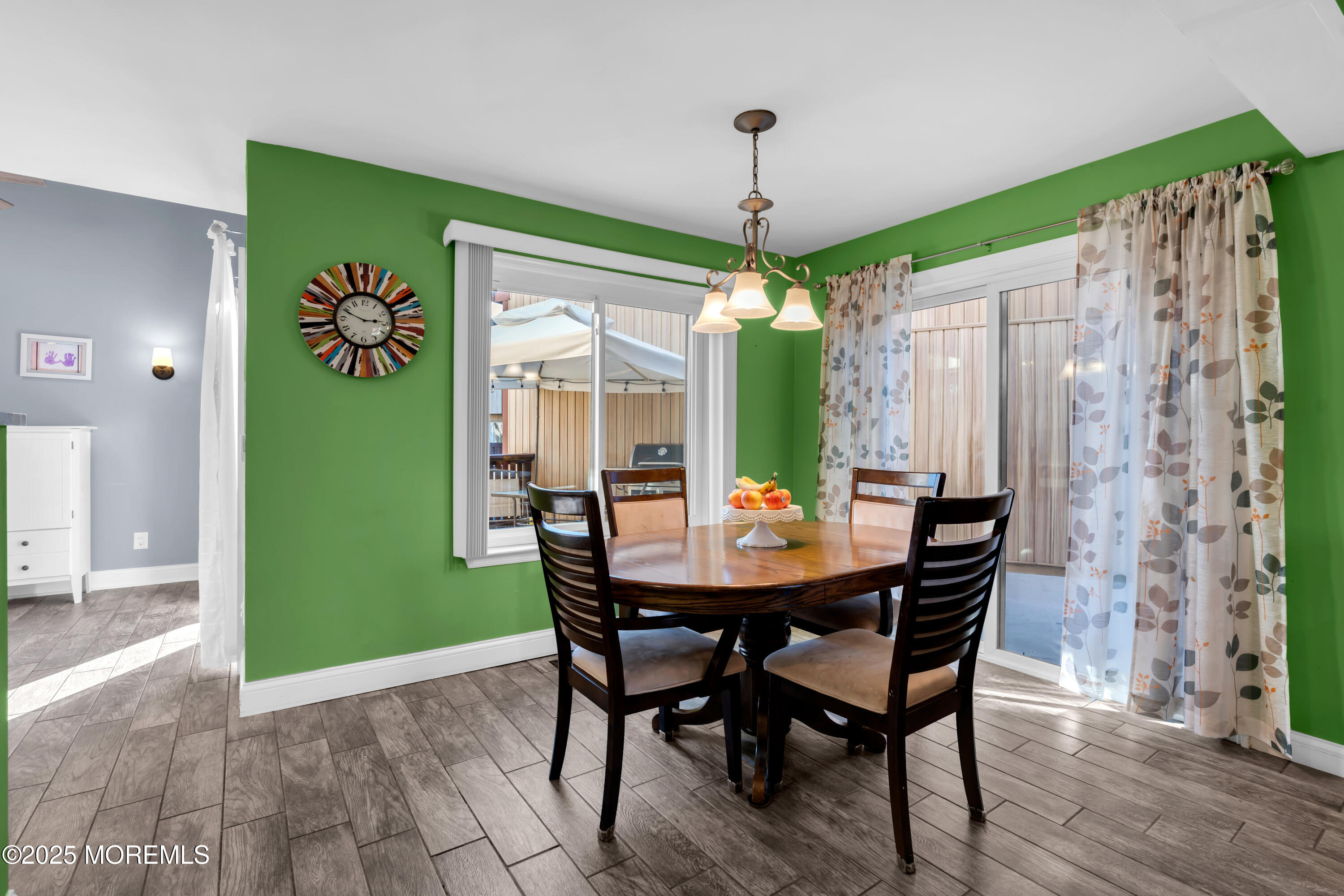 225 Silver Lane