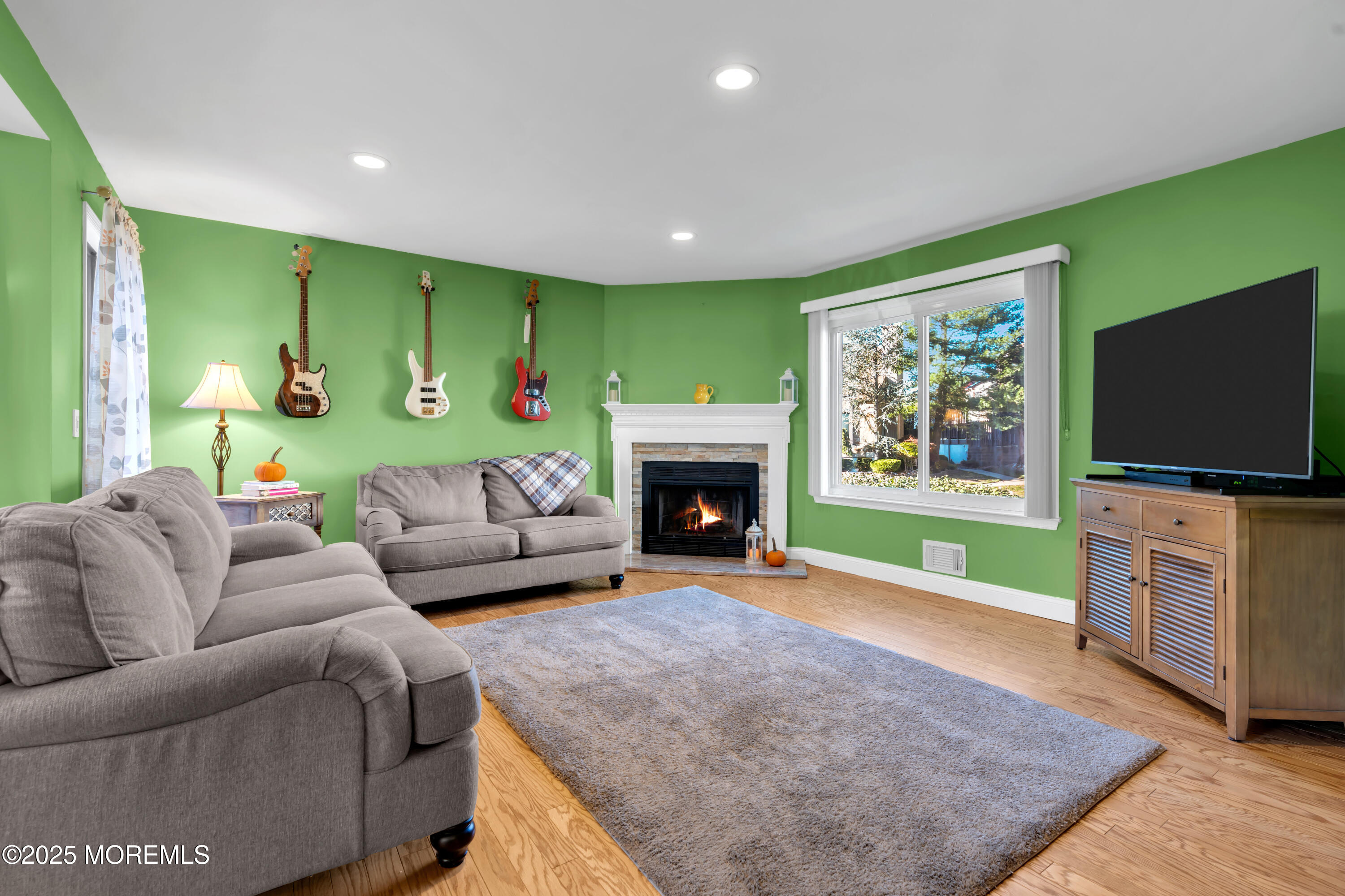 225 Silver Lane