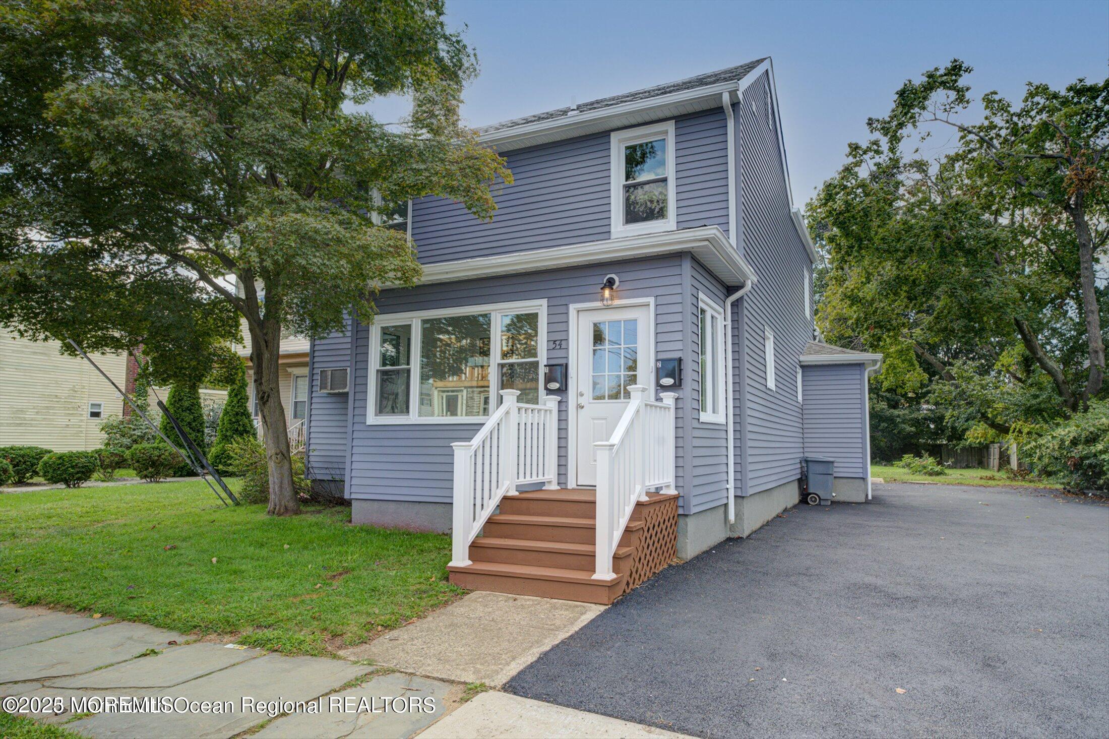 54 Main Street 2