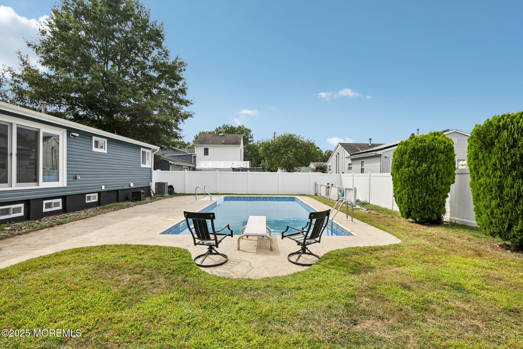 3 Duke Lane