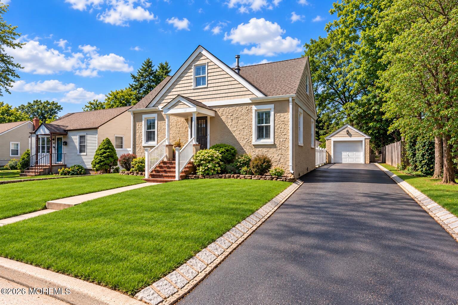 542 Clinton Avenue Belford NJ