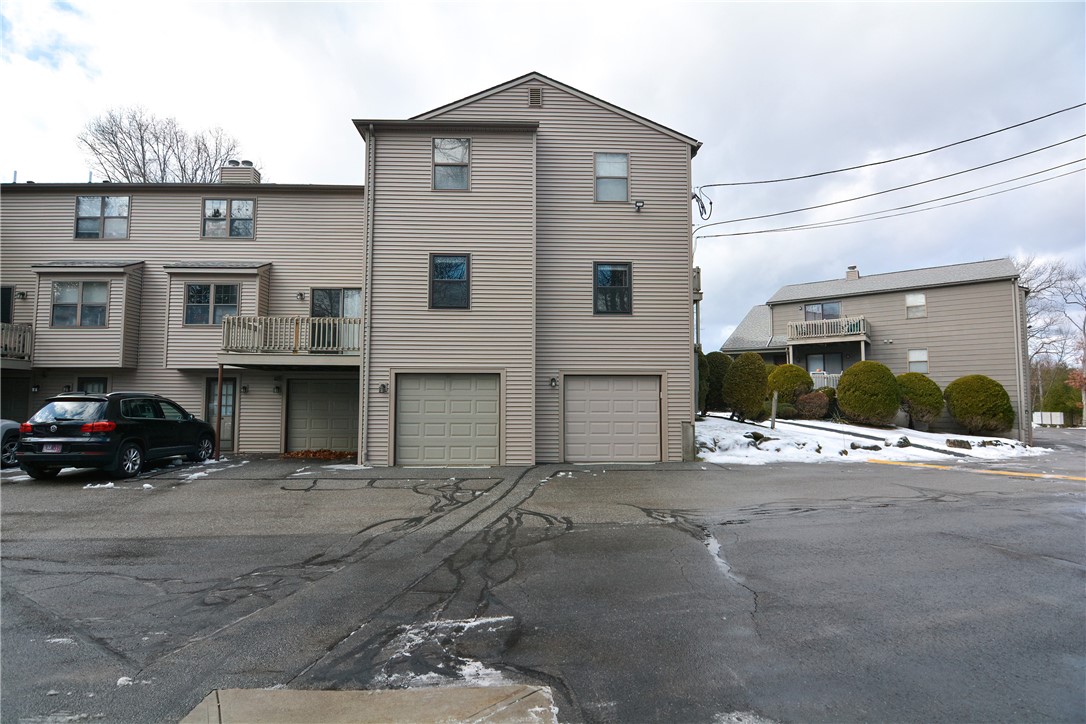 2301 Pinewood Drive