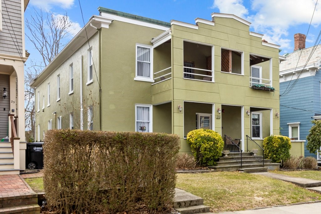 23 Mann Avenue 4