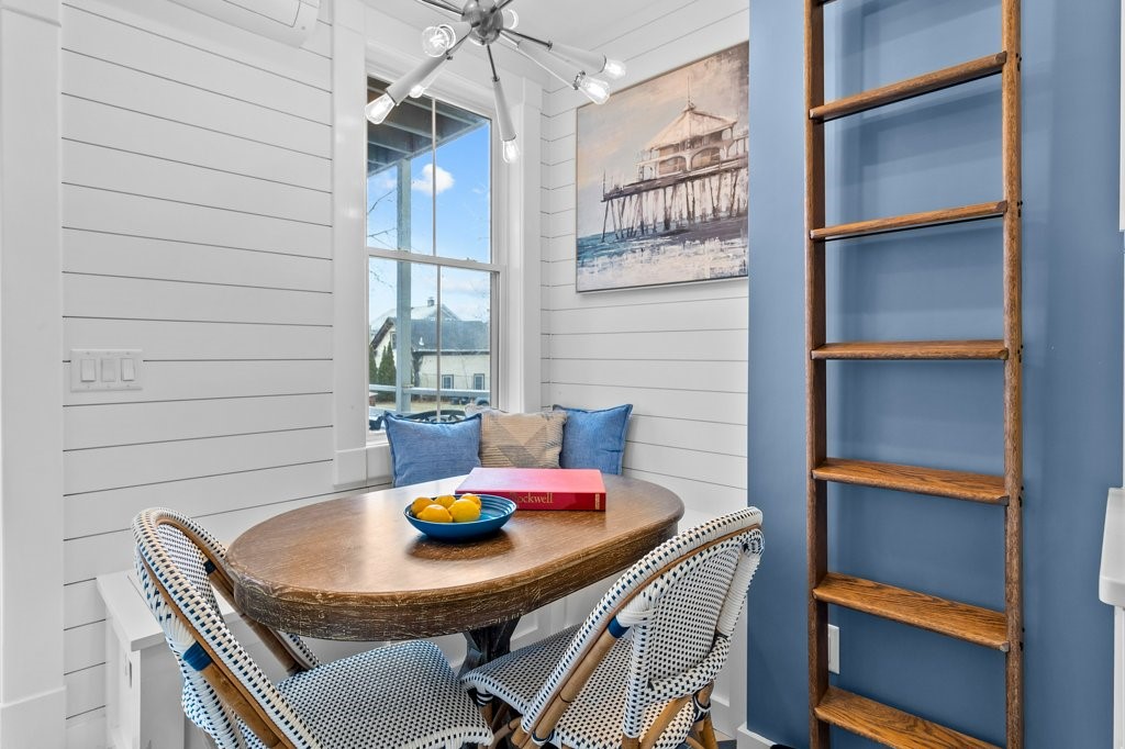 23 Mann Avenue 4