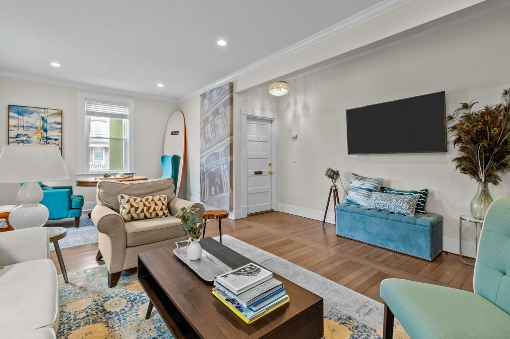 23 Mann Avenue 4