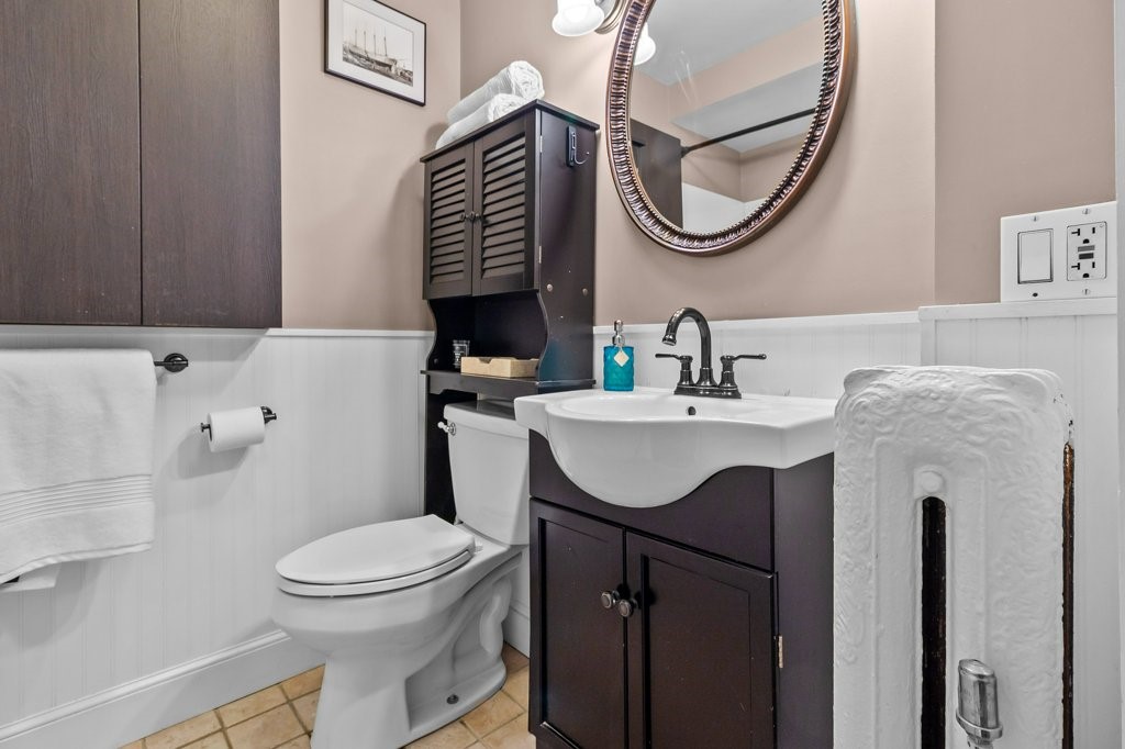 23 Mann Avenue 4