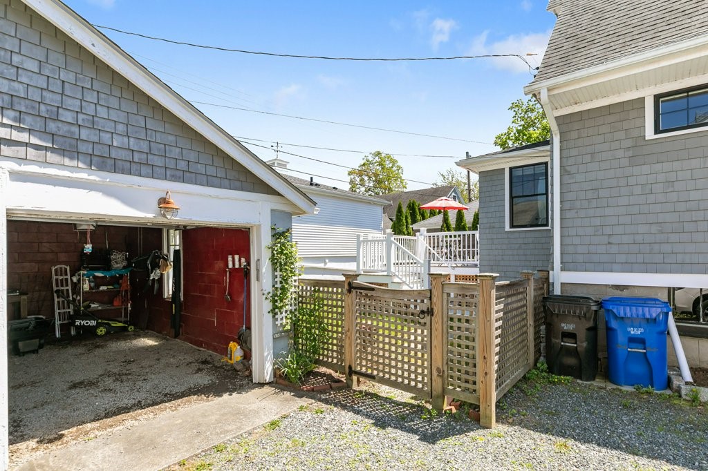 224 Gibbs Avenue