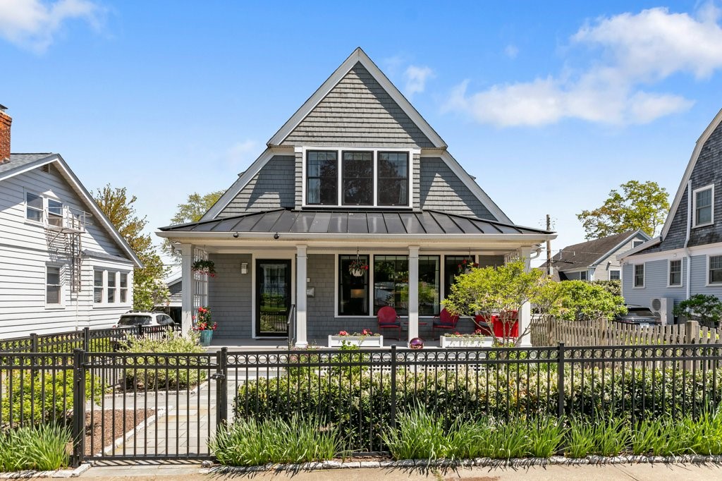 224 Gibbs Avenue