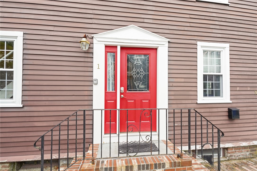 10 West Extension Street