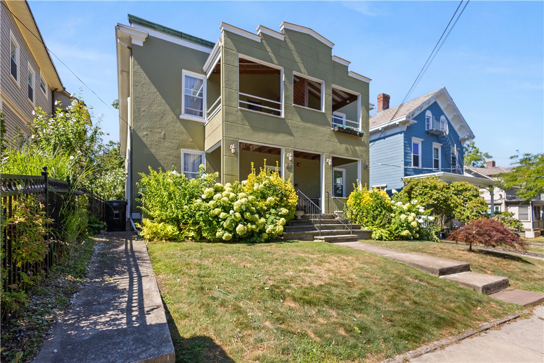 23 Mann Avenue 4