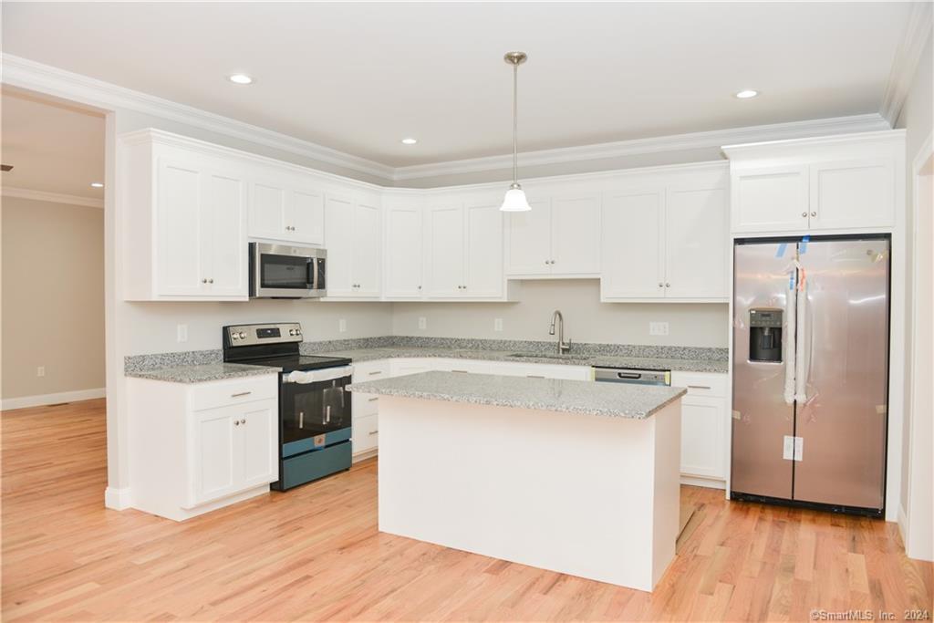 220 Boulder Court 220