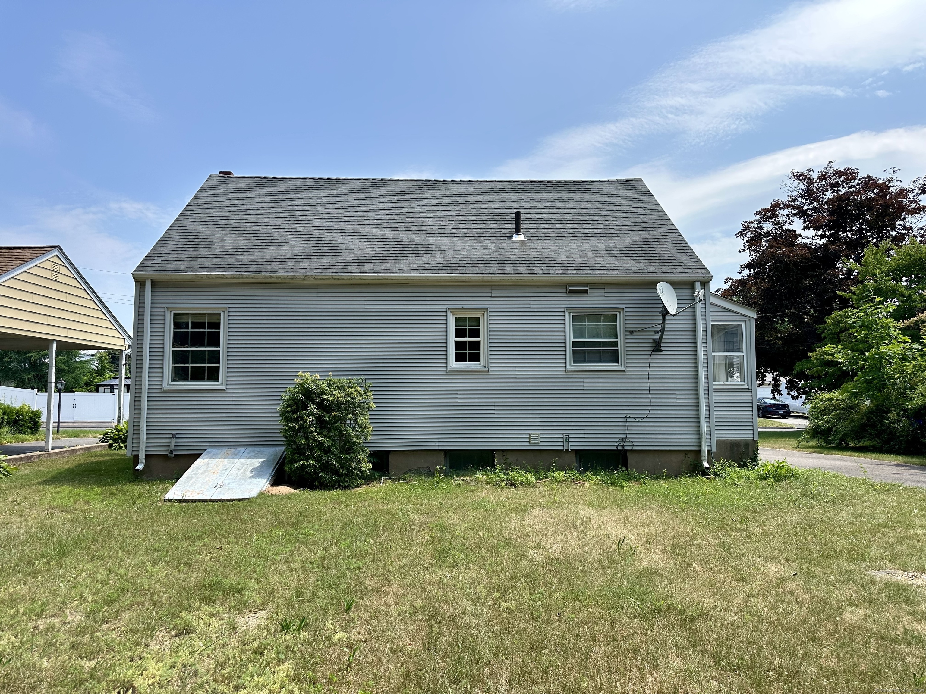 17 Lydall Road