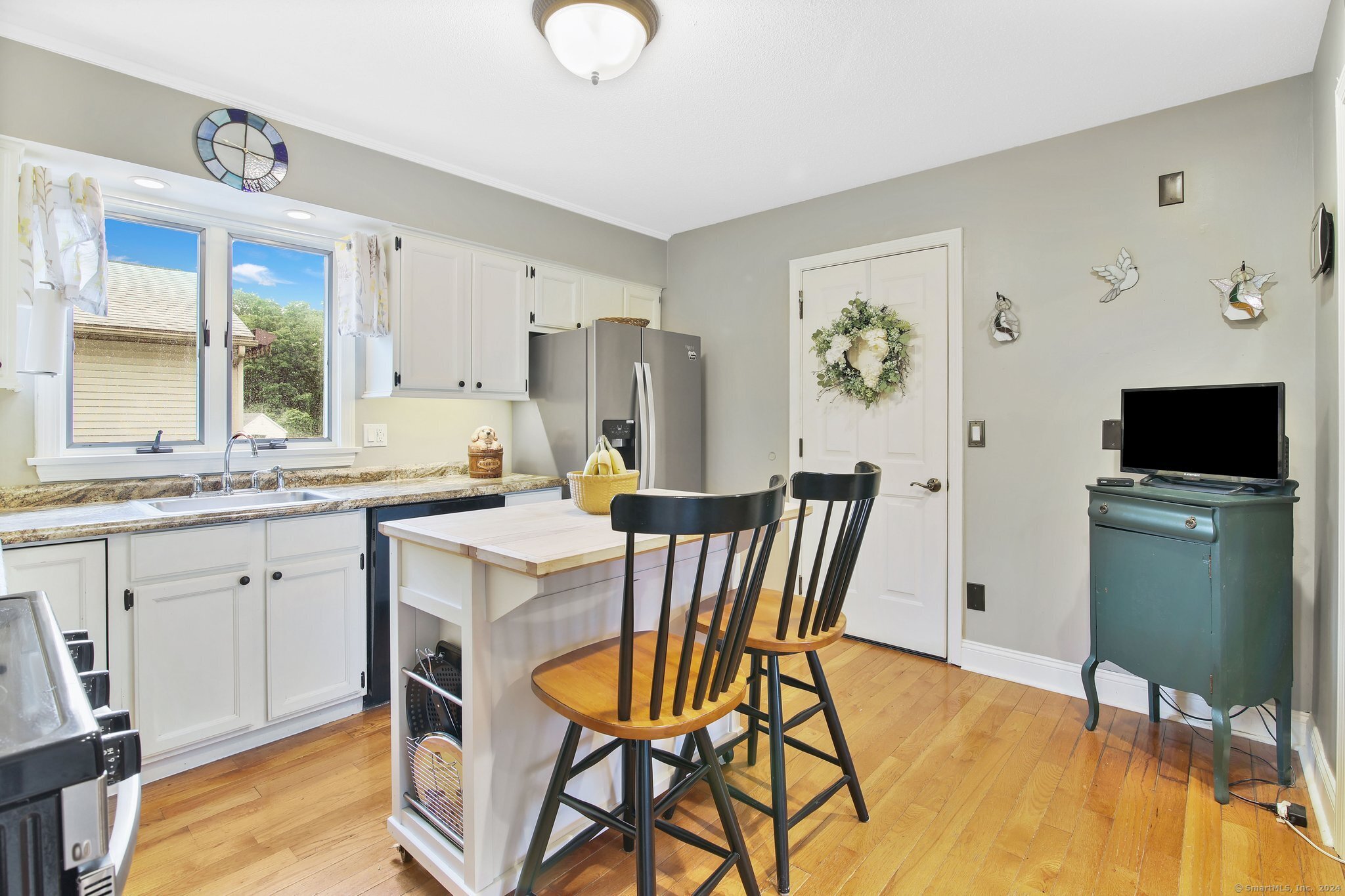 25 Carolyn Drive