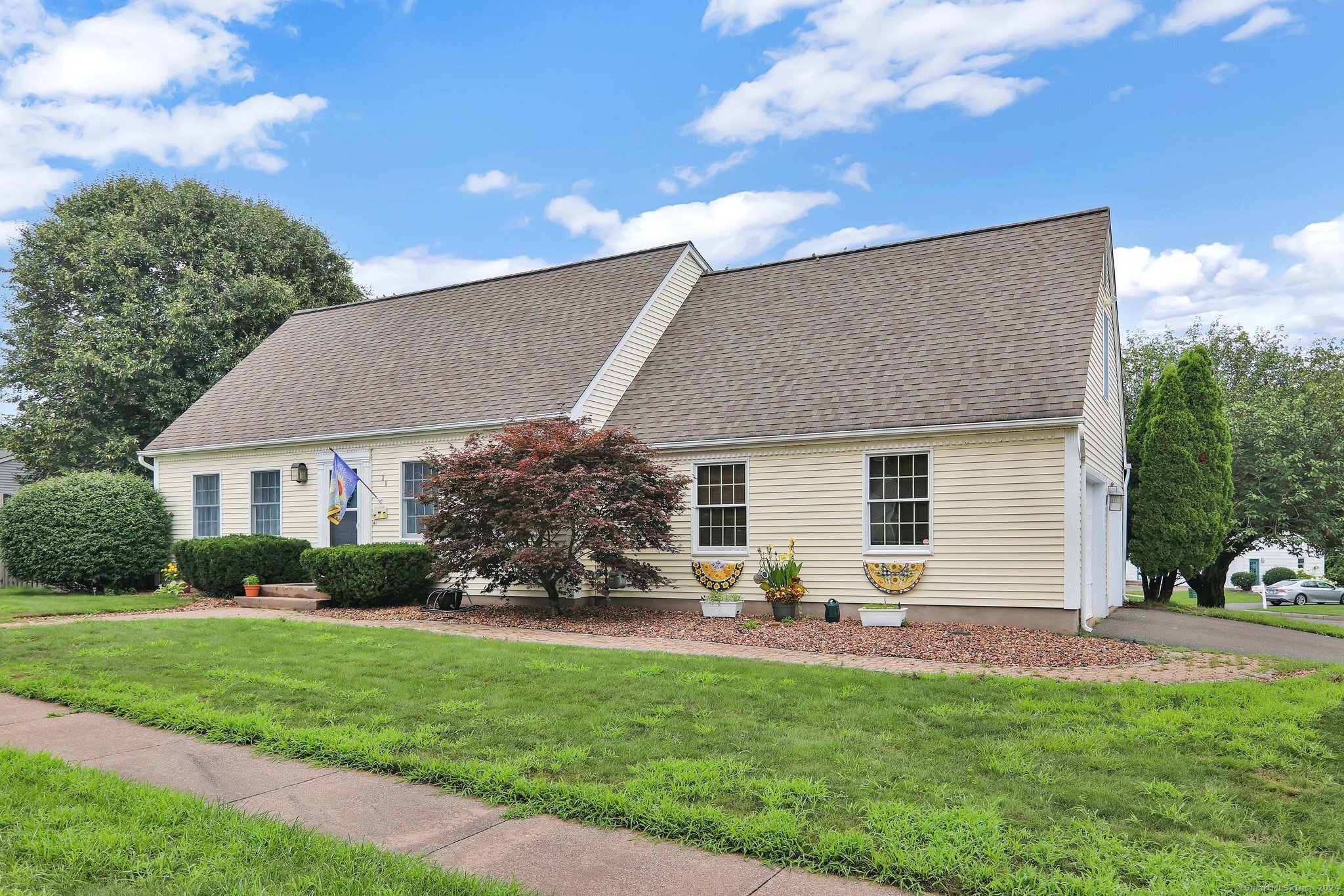 25 Carolyn Drive