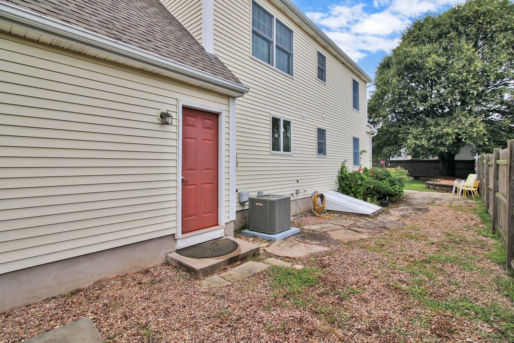 25 Carolyn Drive