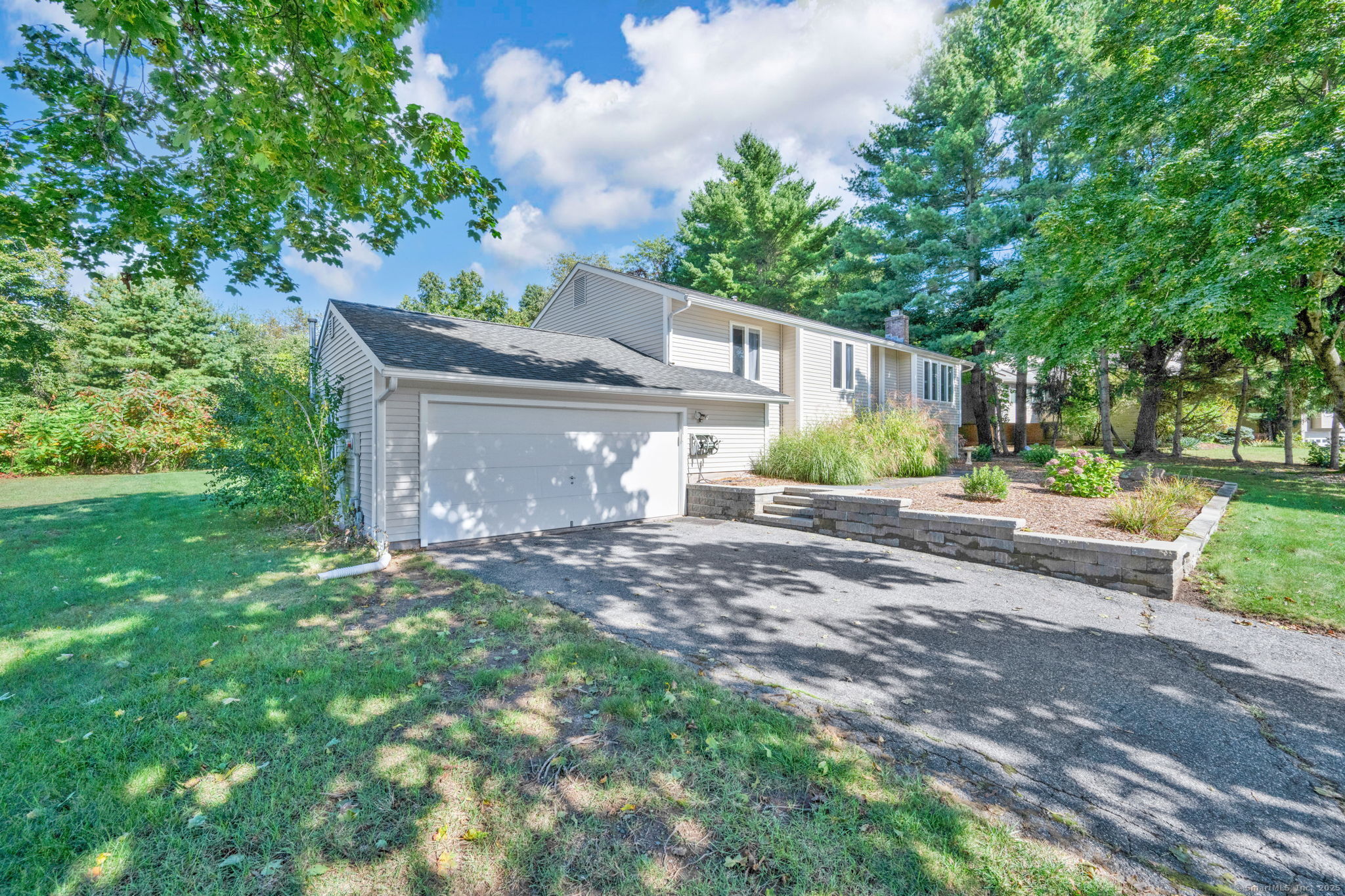 245 Skyline Drive