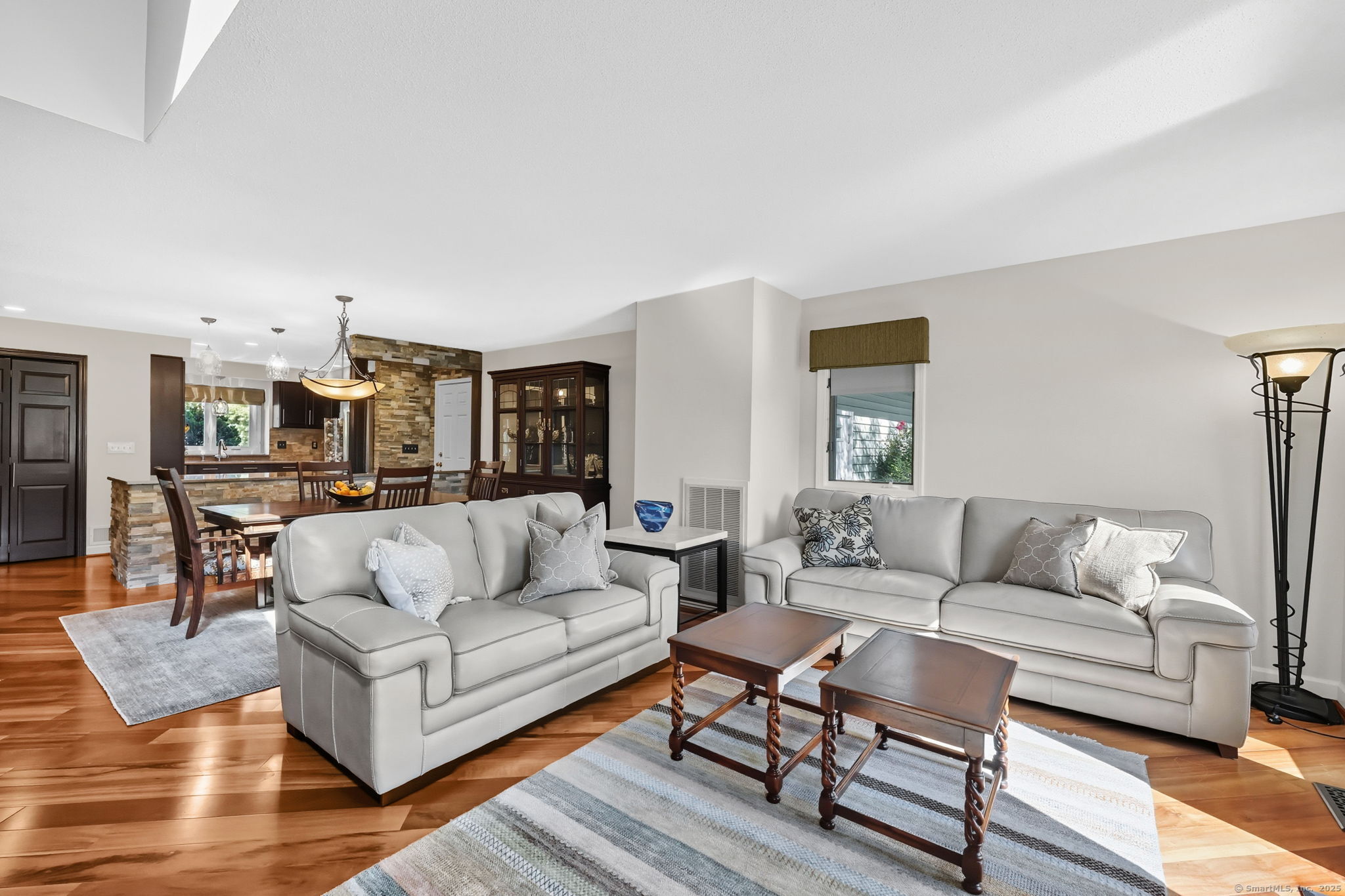 307 Sand Stone Drive 307