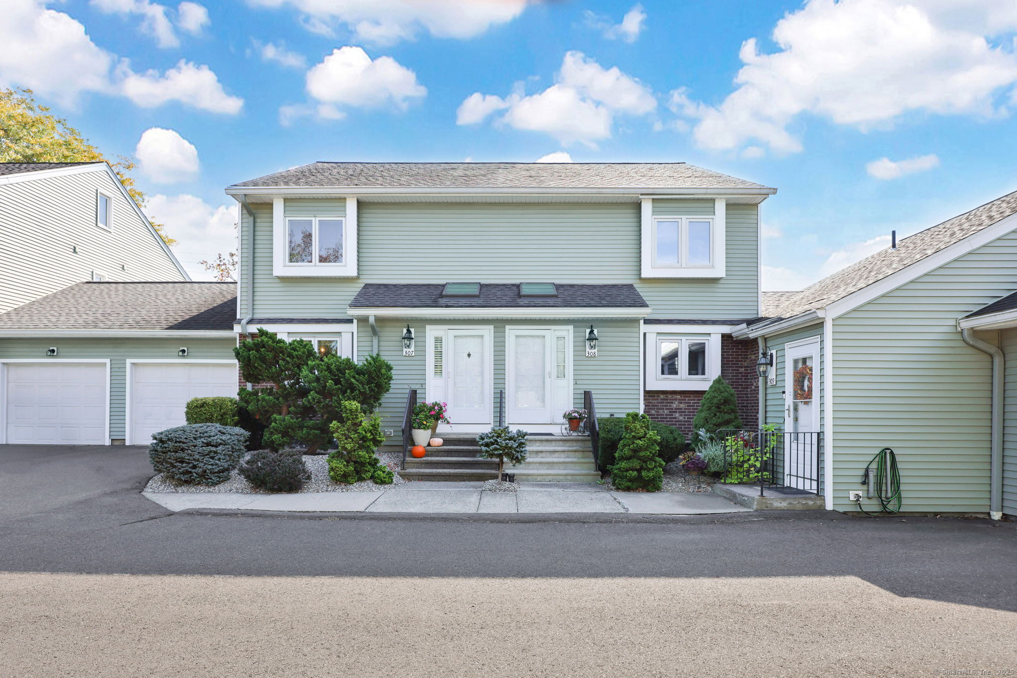307 Sand Stone Drive 307