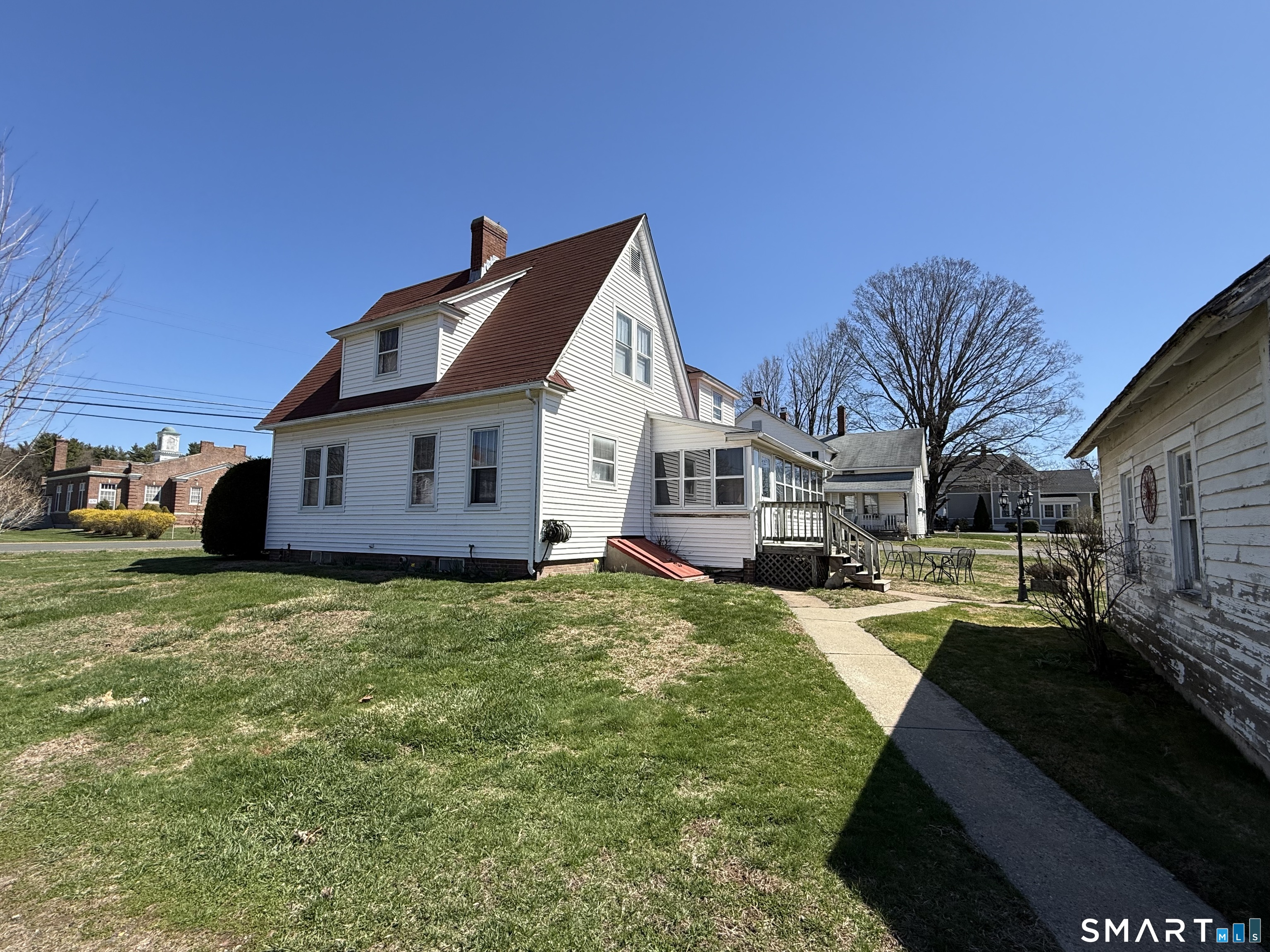 616 Main Street