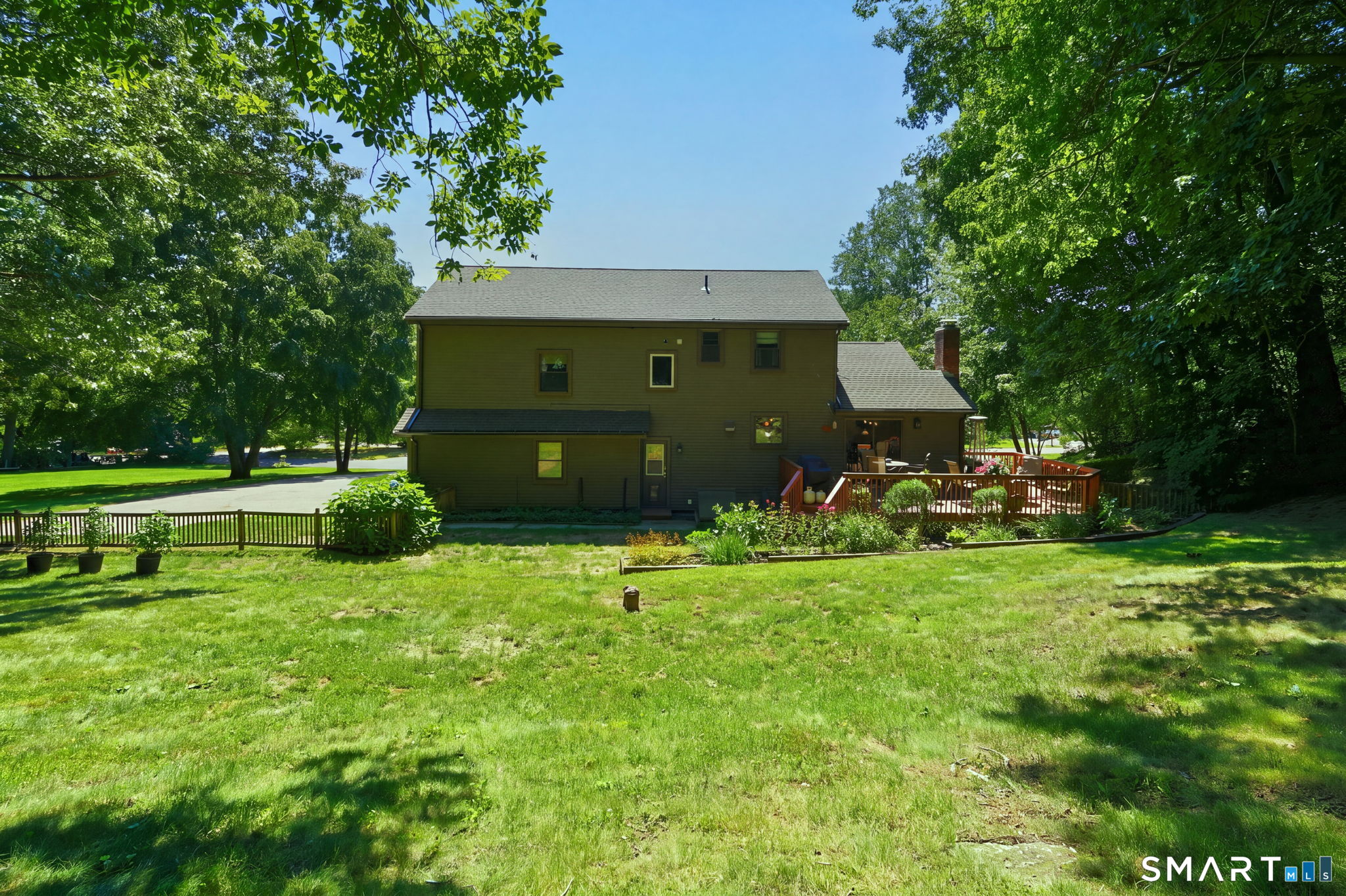11 Falls Circle