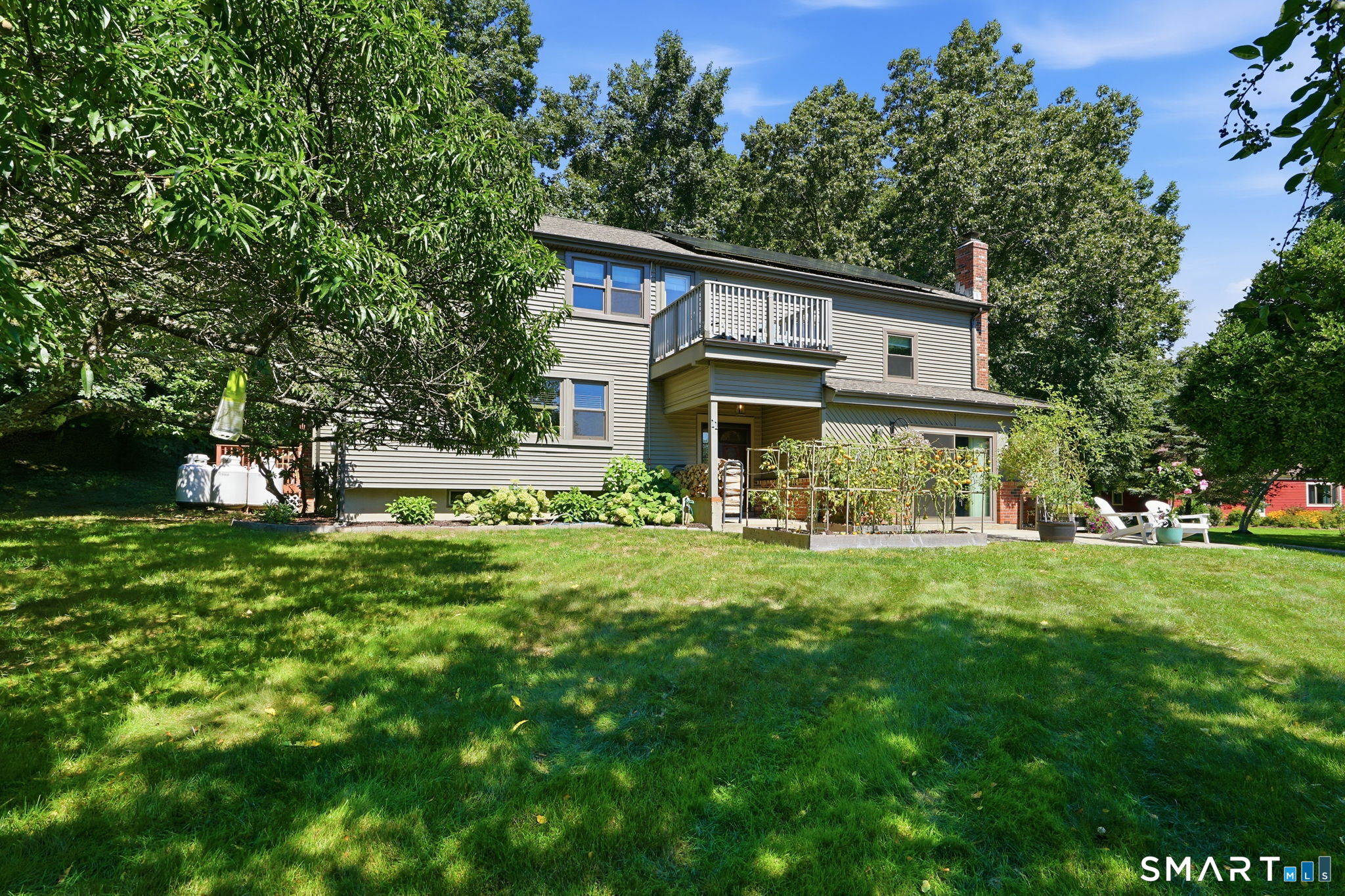 11 Falls Circle