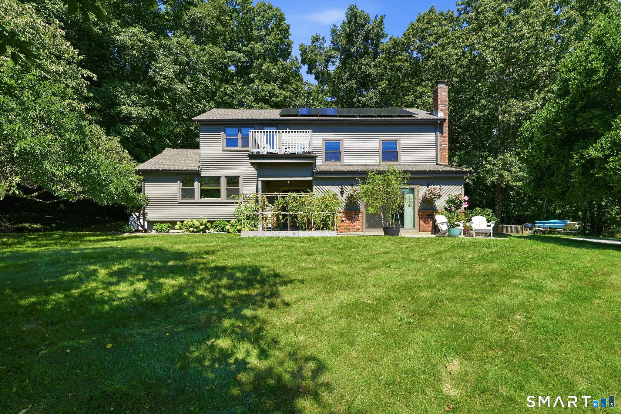 11 Falls Circle