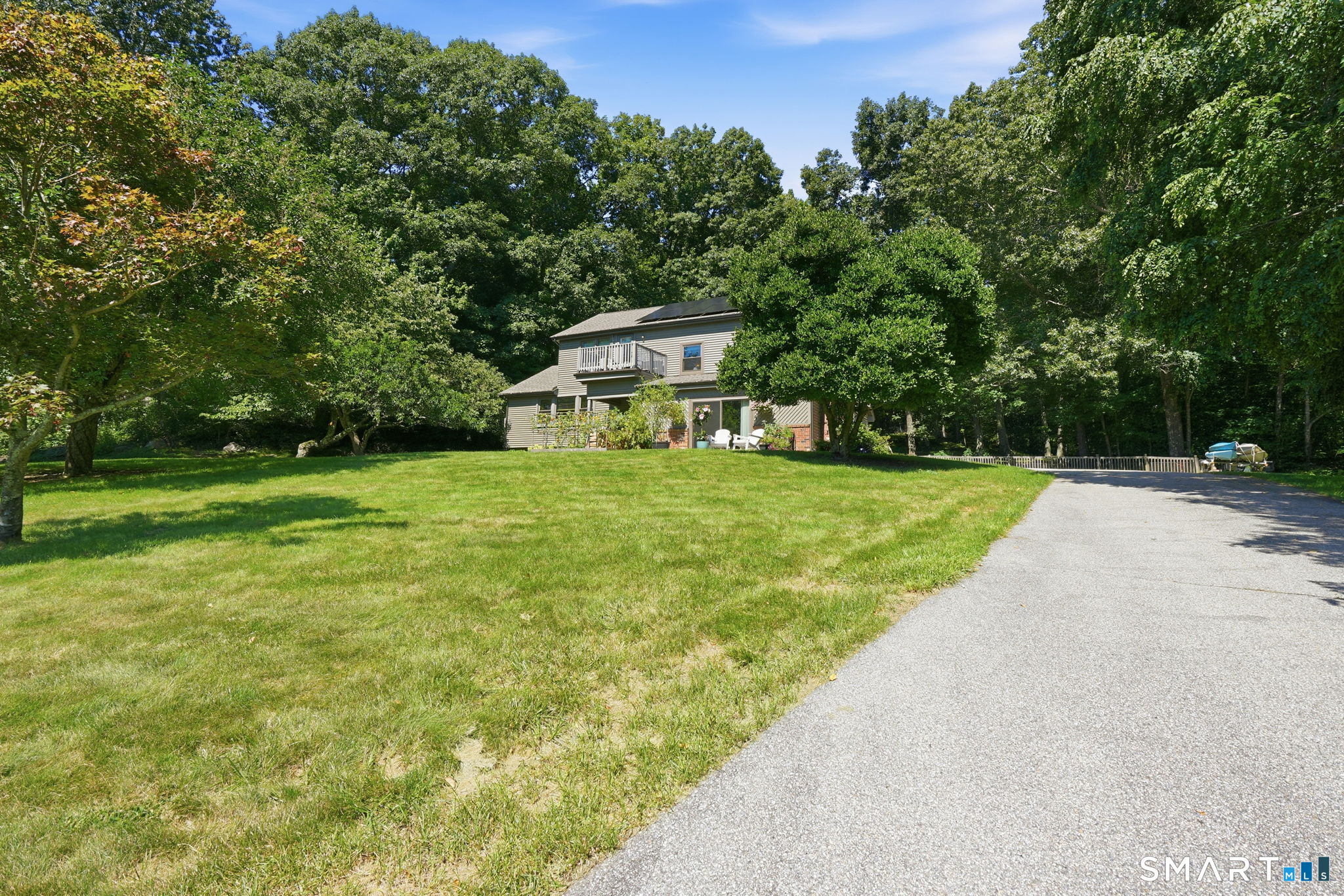 11 Falls Circle
