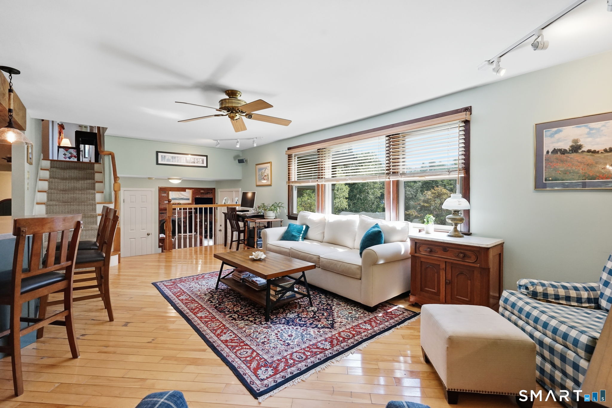 11 Falls Circle