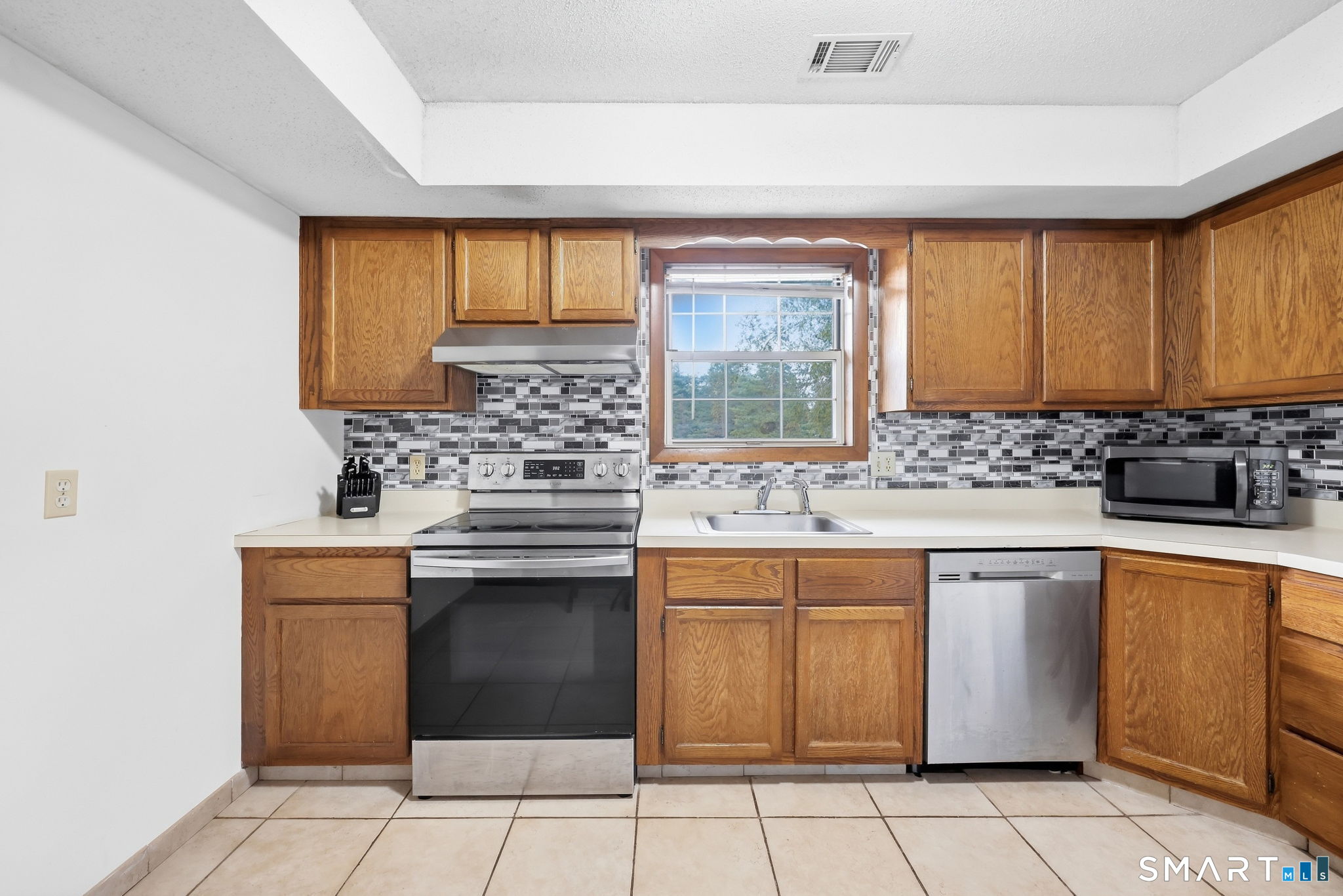 1101 Sunfield Drive Unit: 1101