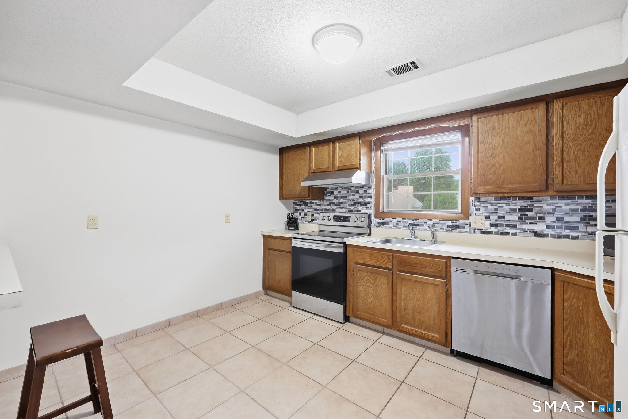 1101 Sunfield Drive Unit: 1101