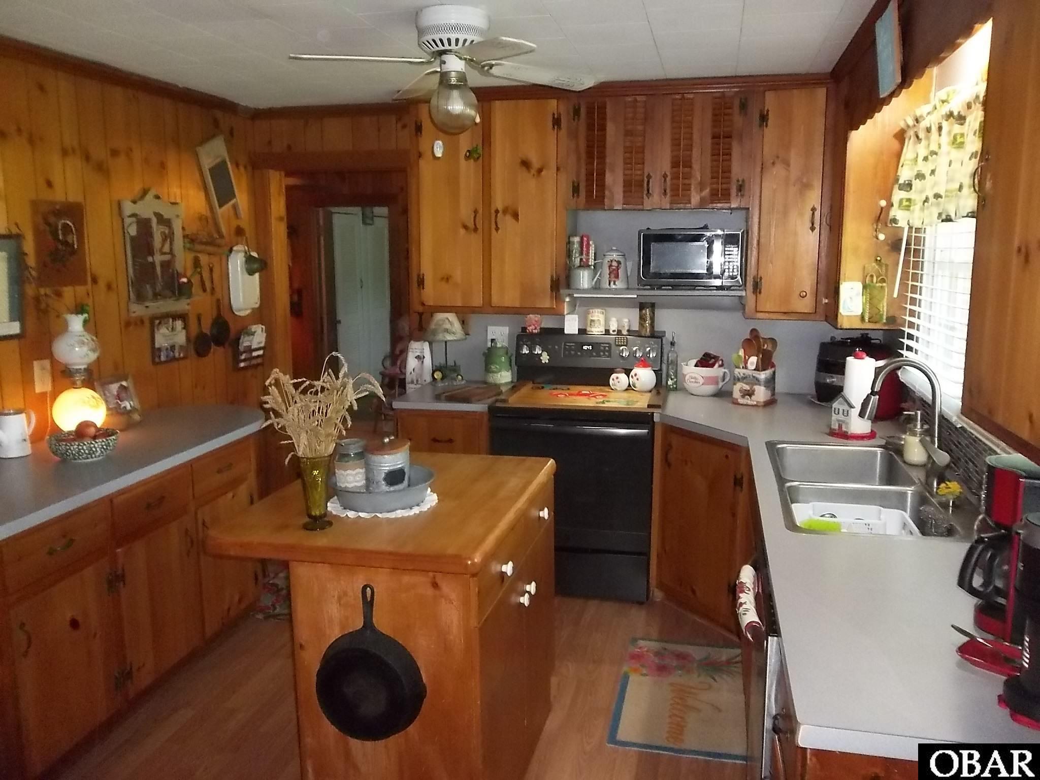 4271 Caratoke Highway