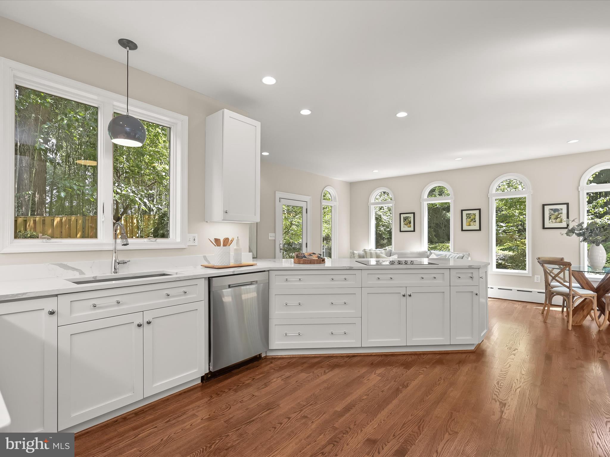 4822 CUMBERLAND AVENUE