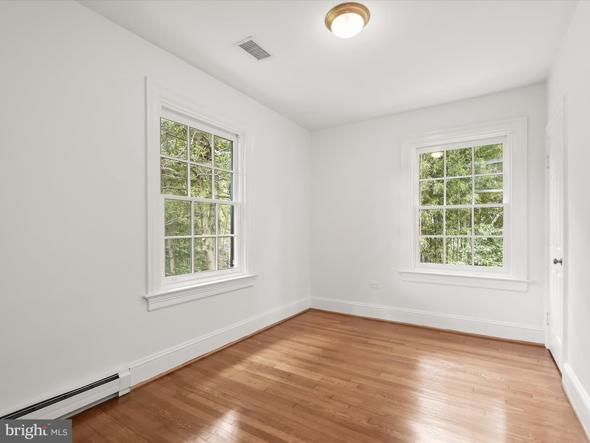 4822 CUMBERLAND AVENUE