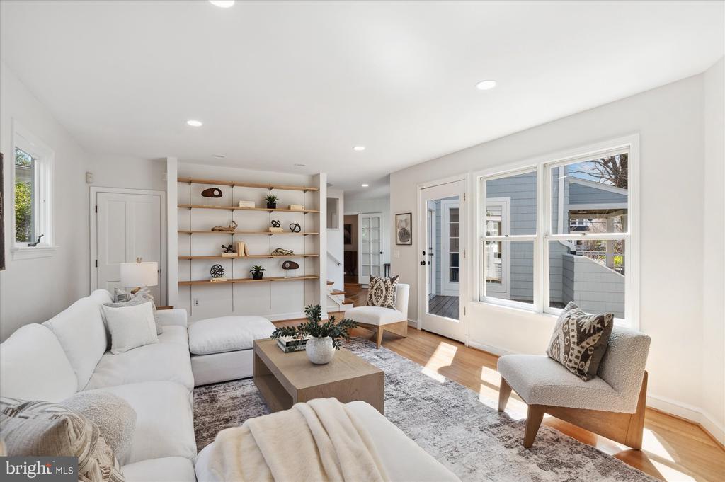 3519 CUMMINGS LANE