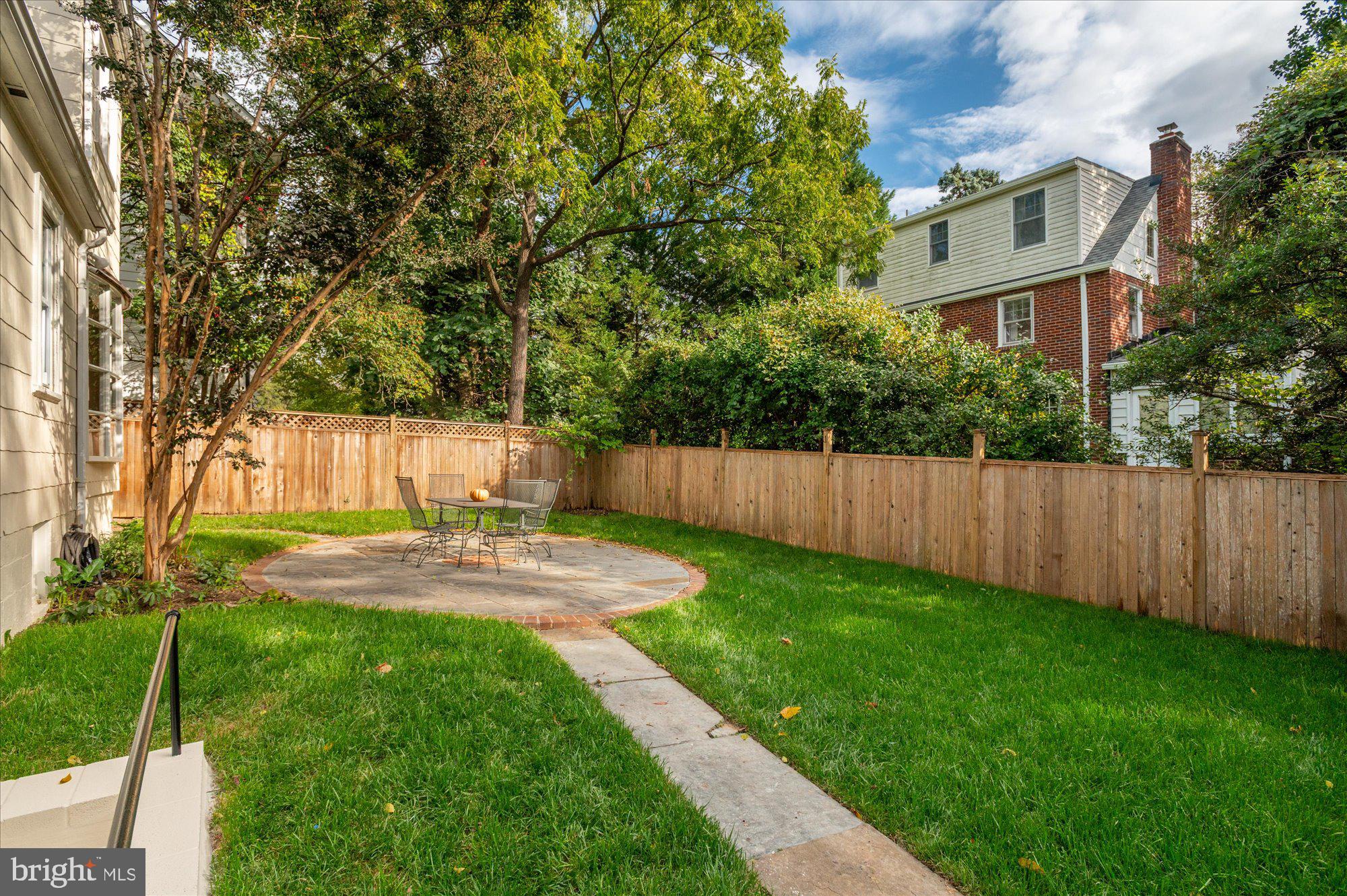 4520 N. CHELSEA LANE