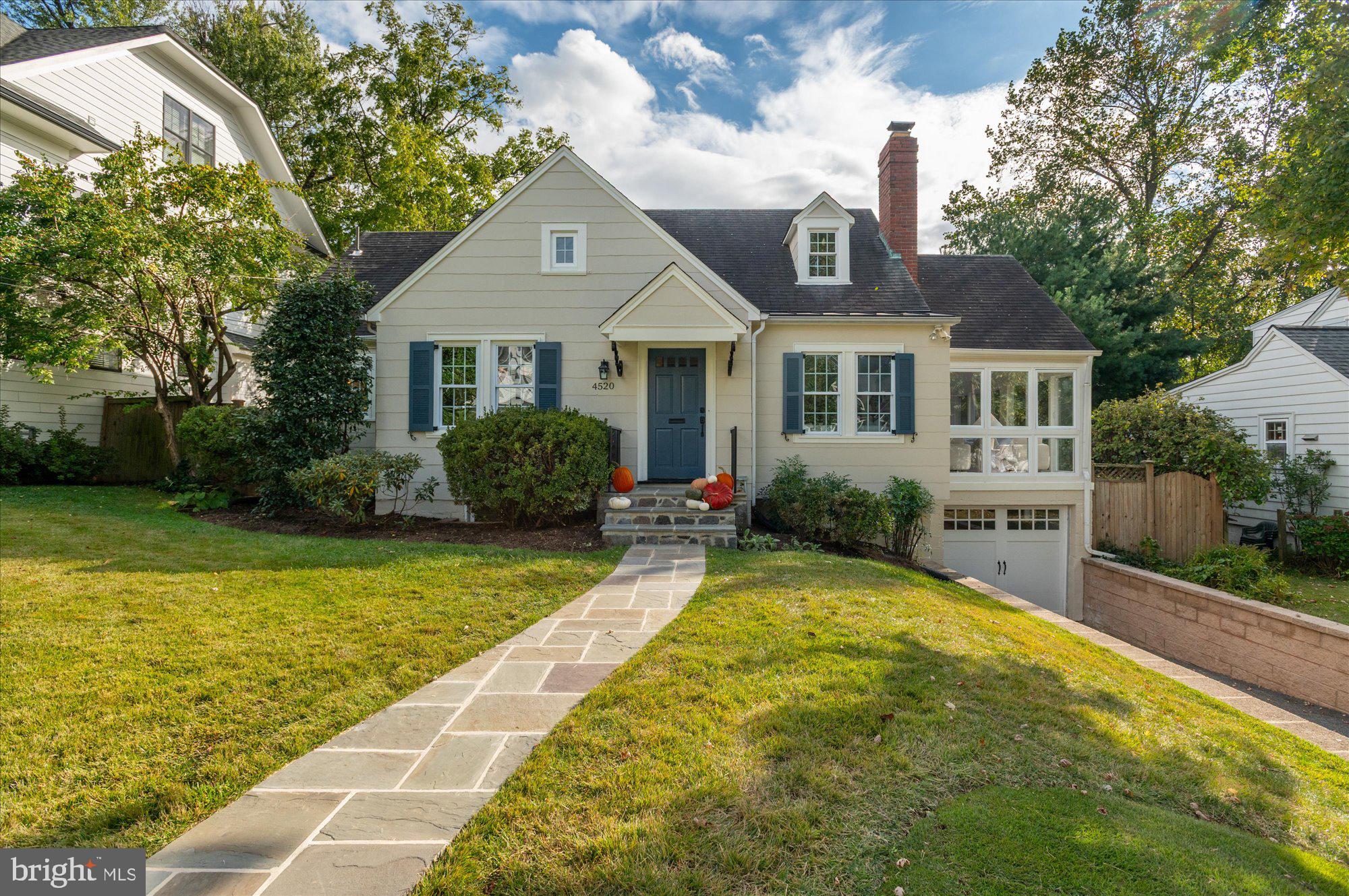 4520 N. CHELSEA LANE