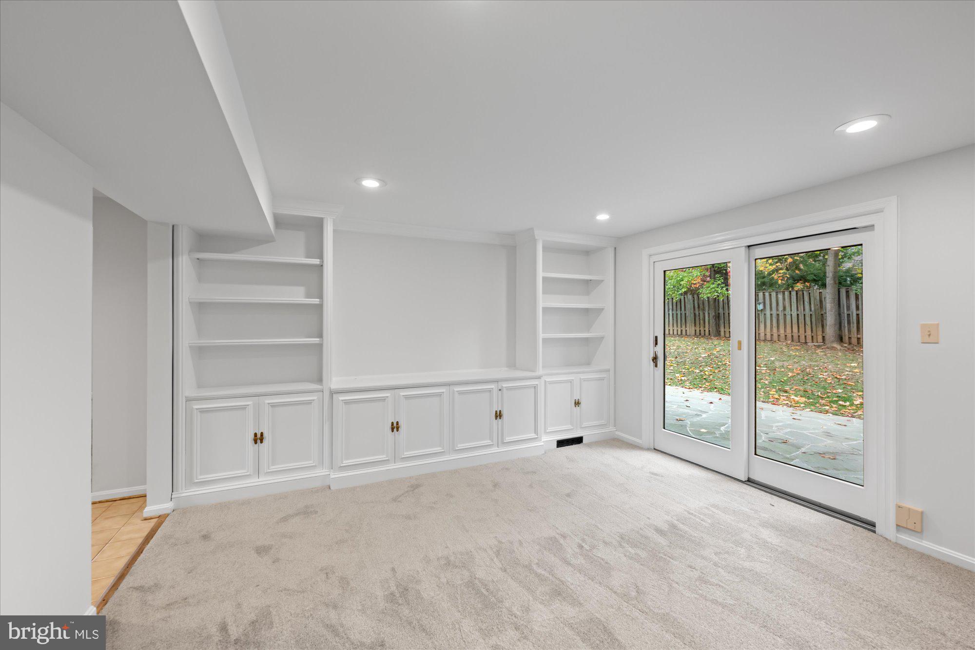 8311 AQUEDUCT ROAD