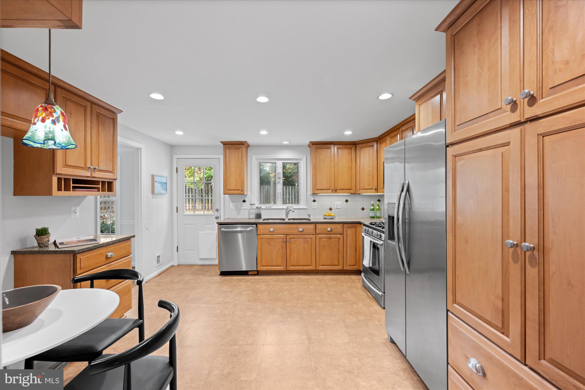 8311 AQUEDUCT ROAD