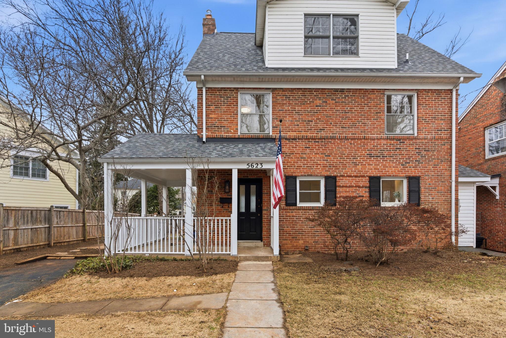 5623 HUNTINGTON PARKWAY