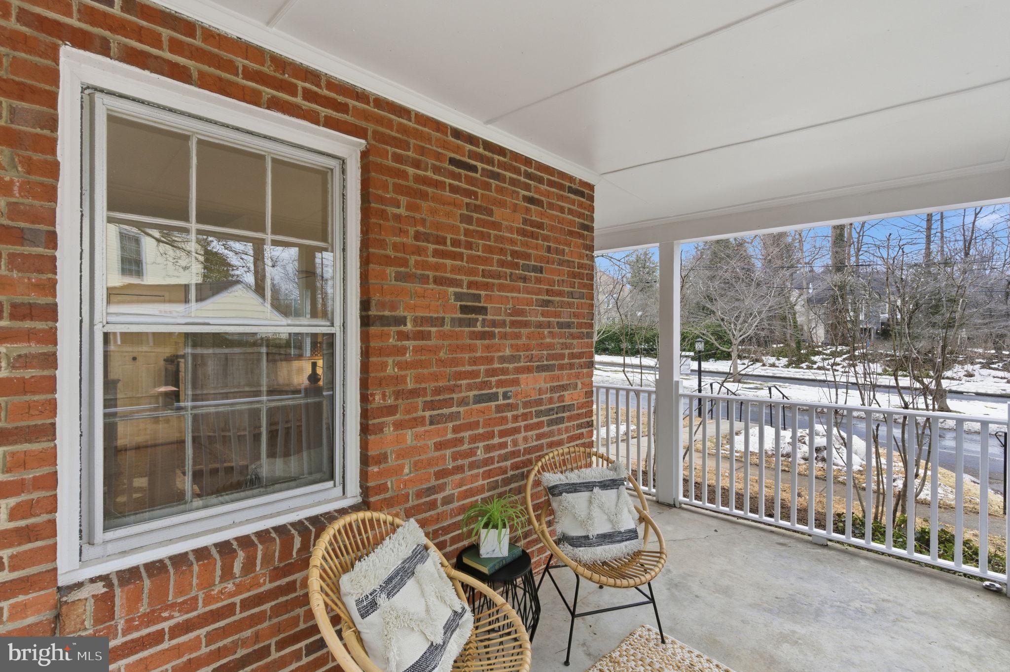 5623 HUNTINGTON PARKWAY