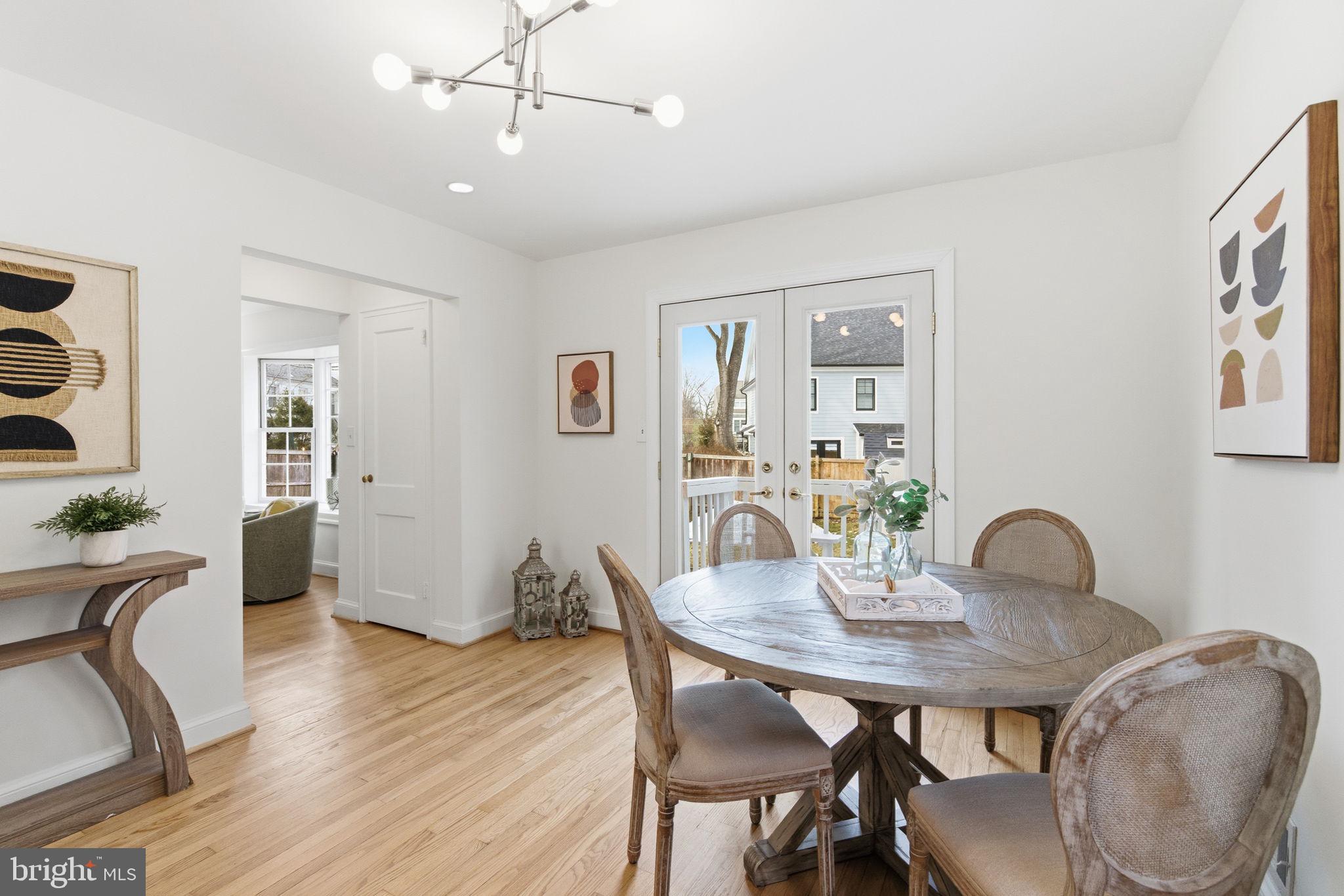 5623 HUNTINGTON PARKWAY