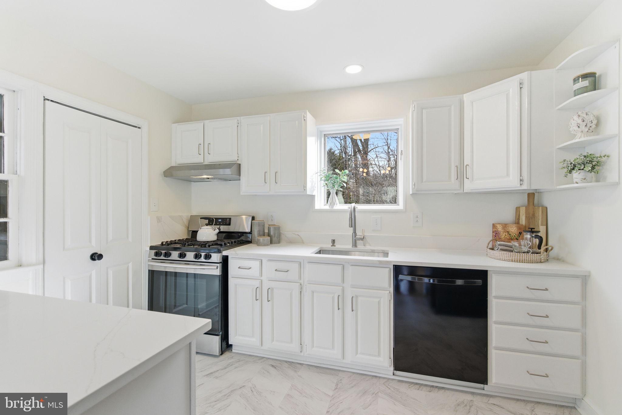 5623 HUNTINGTON PARKWAY