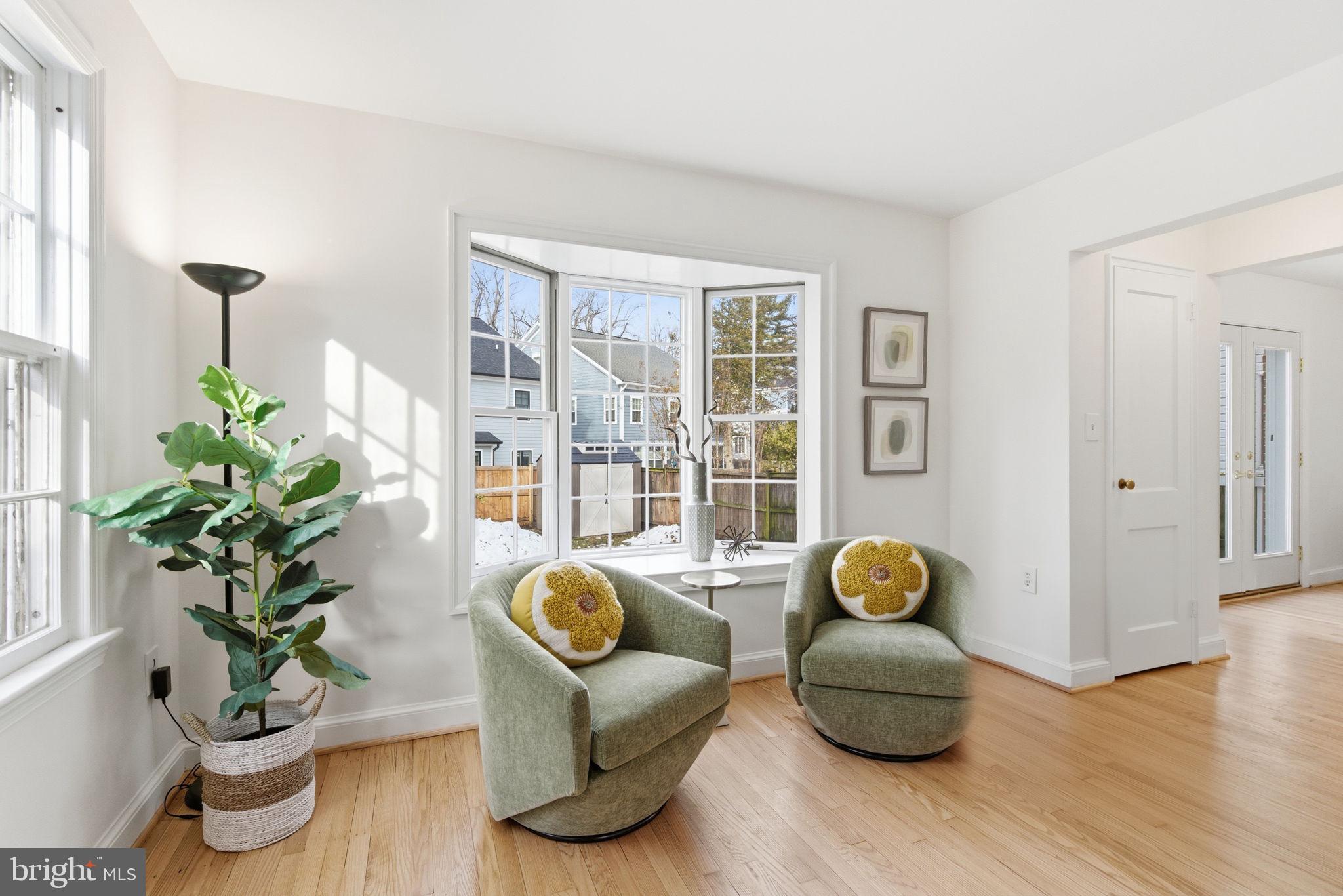 5623 HUNTINGTON PARKWAY