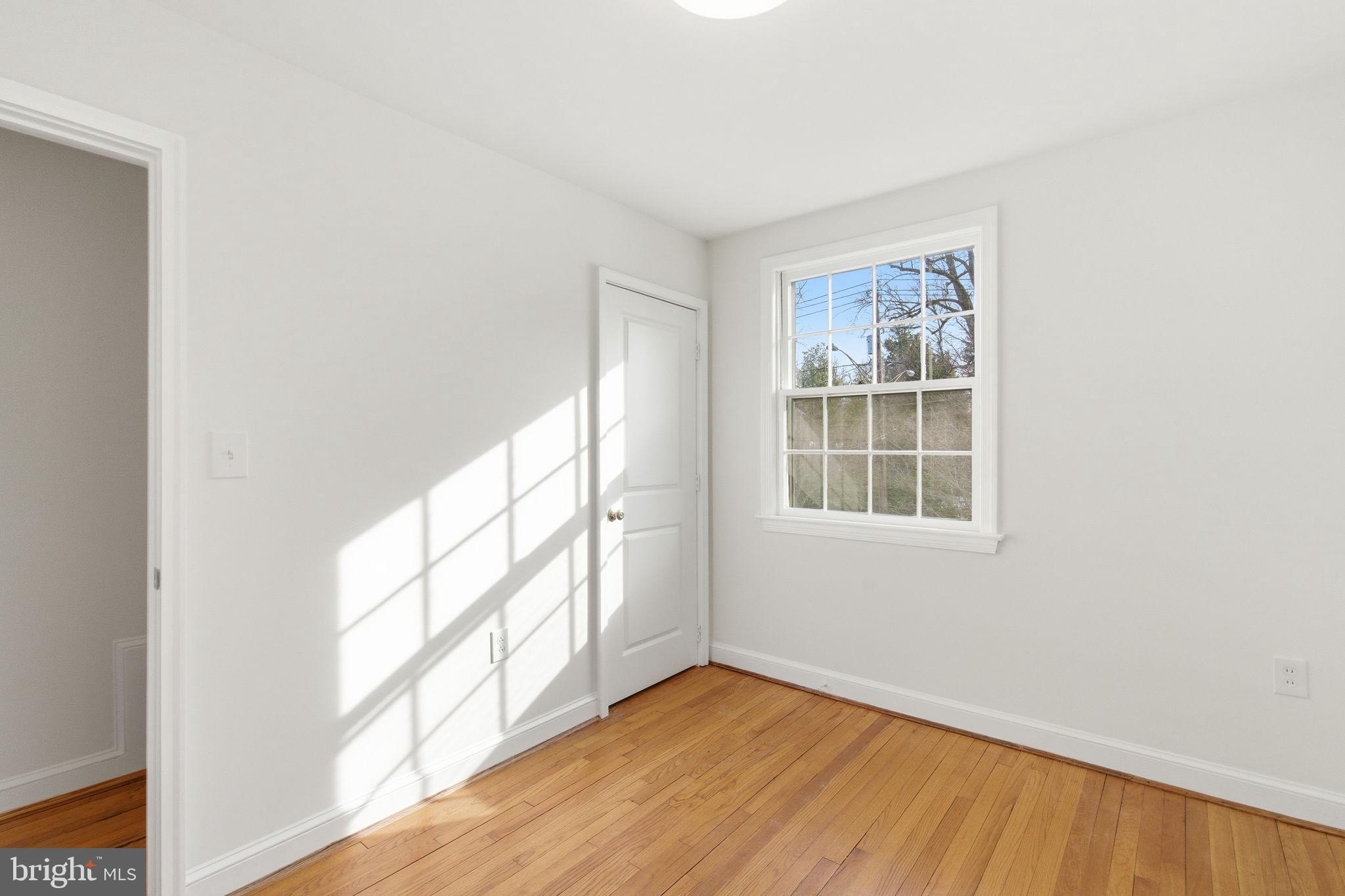 5623 HUNTINGTON PARKWAY