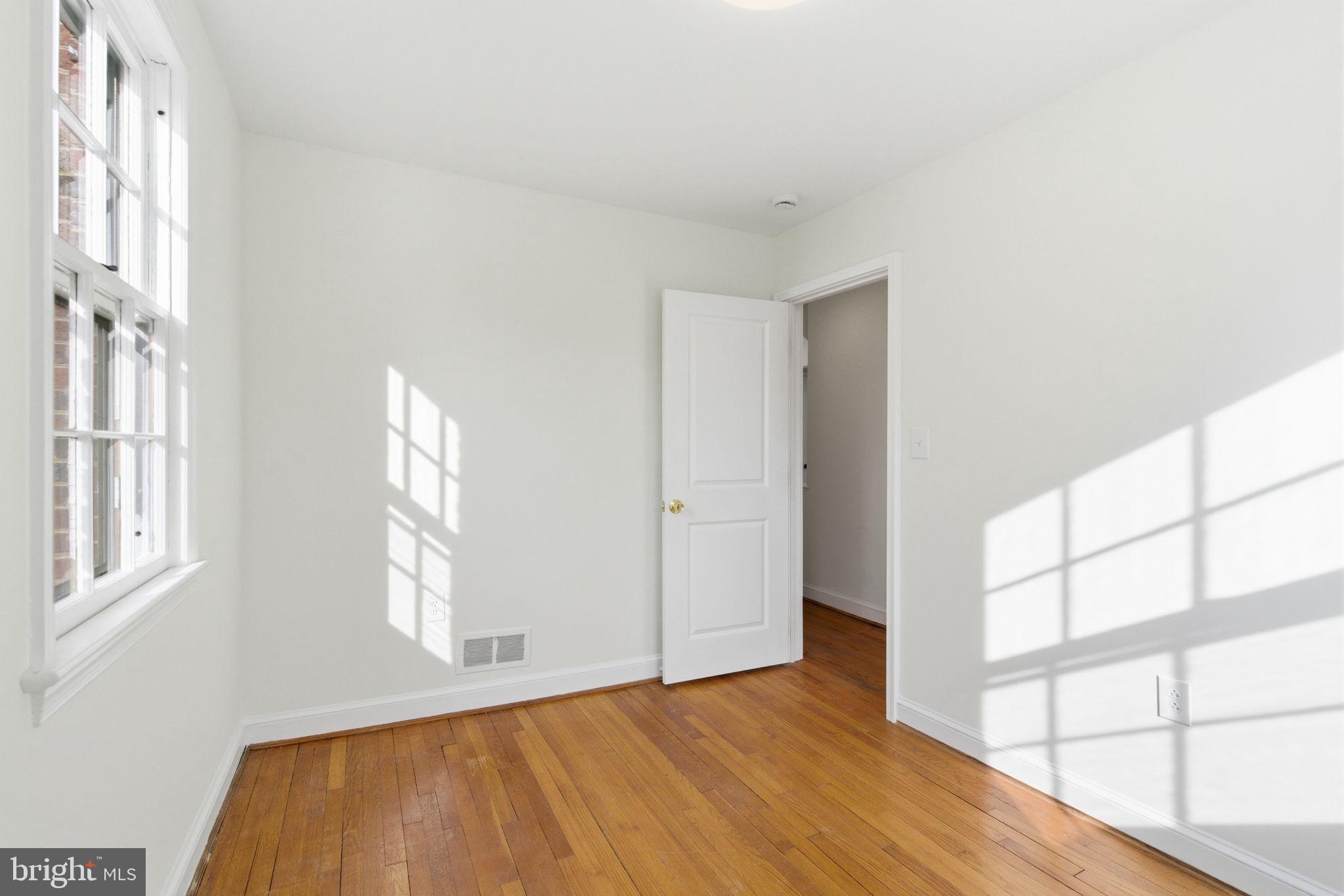 5623 HUNTINGTON PARKWAY